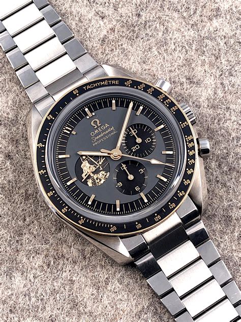 omega speedmaster professional apollo 11.